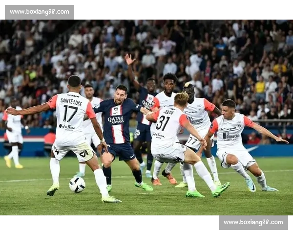 梅西中框 + 造险！乌斯塔里神扑 迈阿密 0-0 开罗国民世俱杯首战